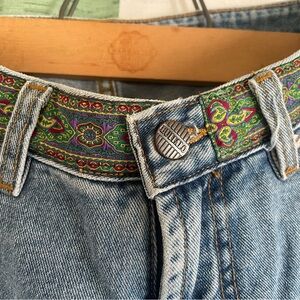BUFFALO JEANS Capris with Boho Waistband